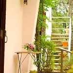 Apartment Monte Malbe Charming With Garden And Parking