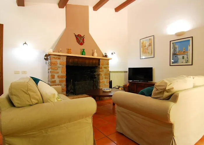 Appartement Monte Malbe Charming With Garden And Parking Pérouse